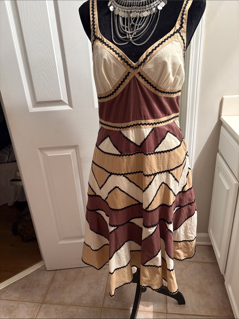 BCBGMaxAzria Cream, Tan & Brown Geometric Midi Dress